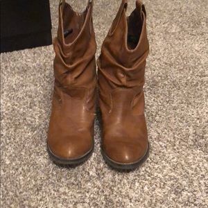 Brown boots